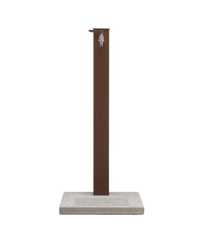 FONTANA CON BASE CEMENTO RUGGINE
