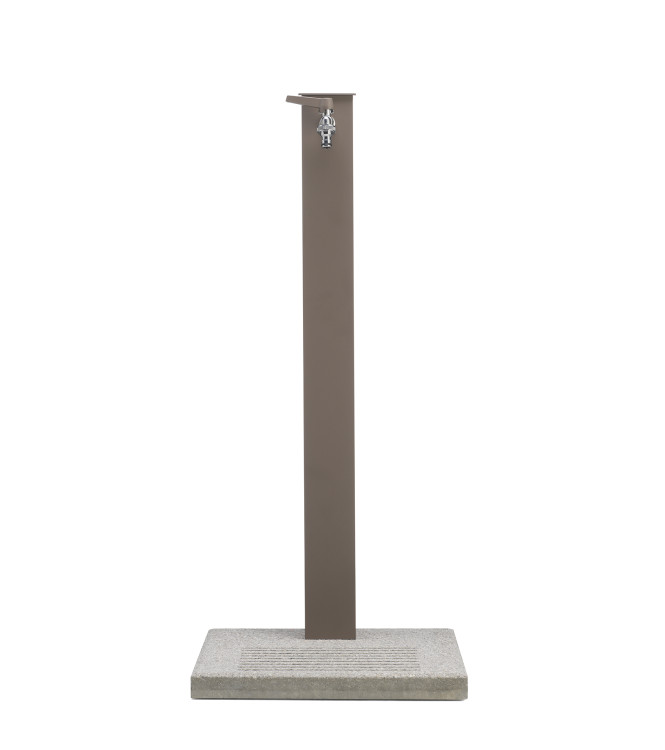 FONTANA CON BASE CEMENTO TORTORA